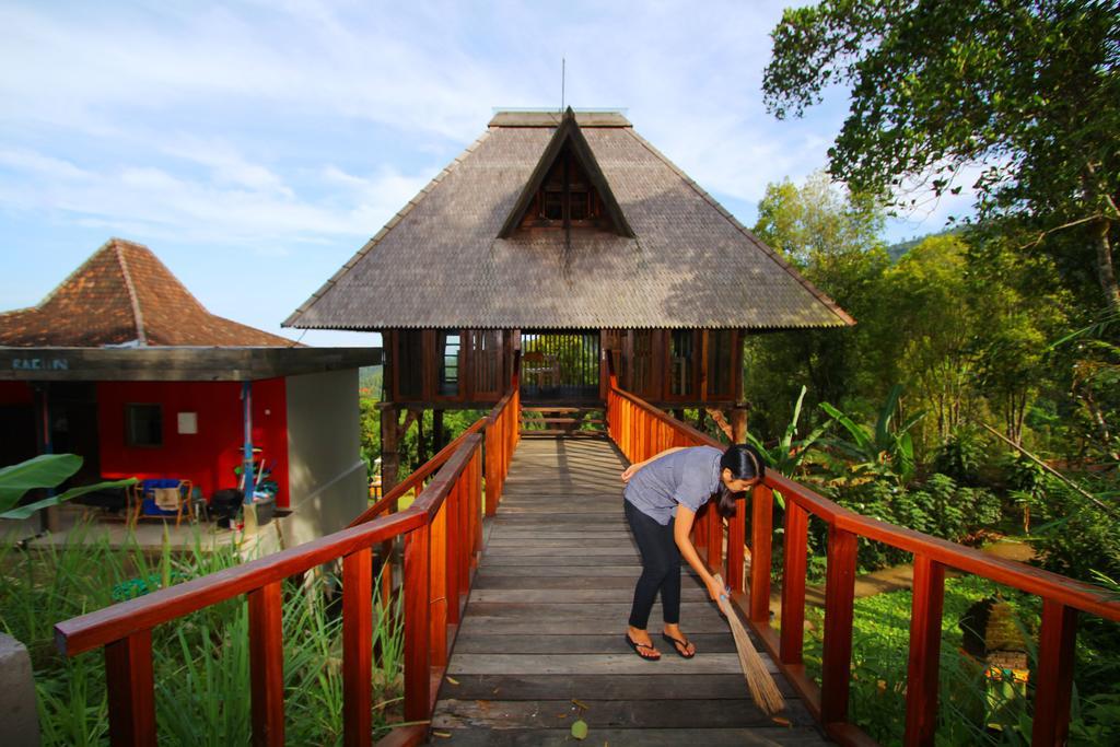 Melanting Cottages Munduk Esterno foto