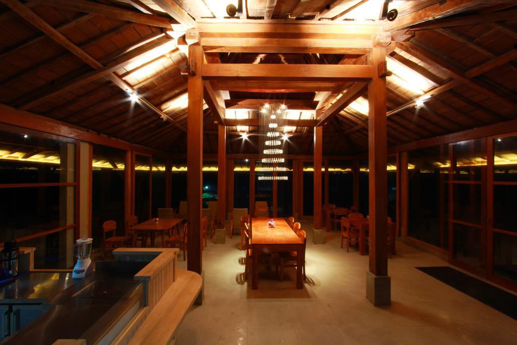 Melanting Cottages Munduk Esterno foto