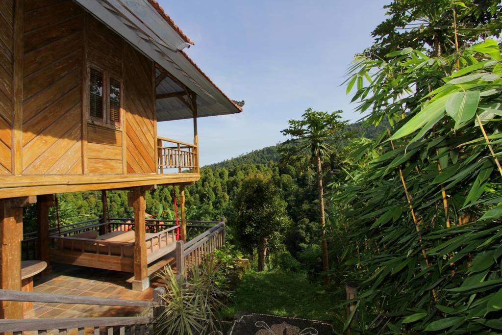 Melanting Cottages Munduk Esterno foto