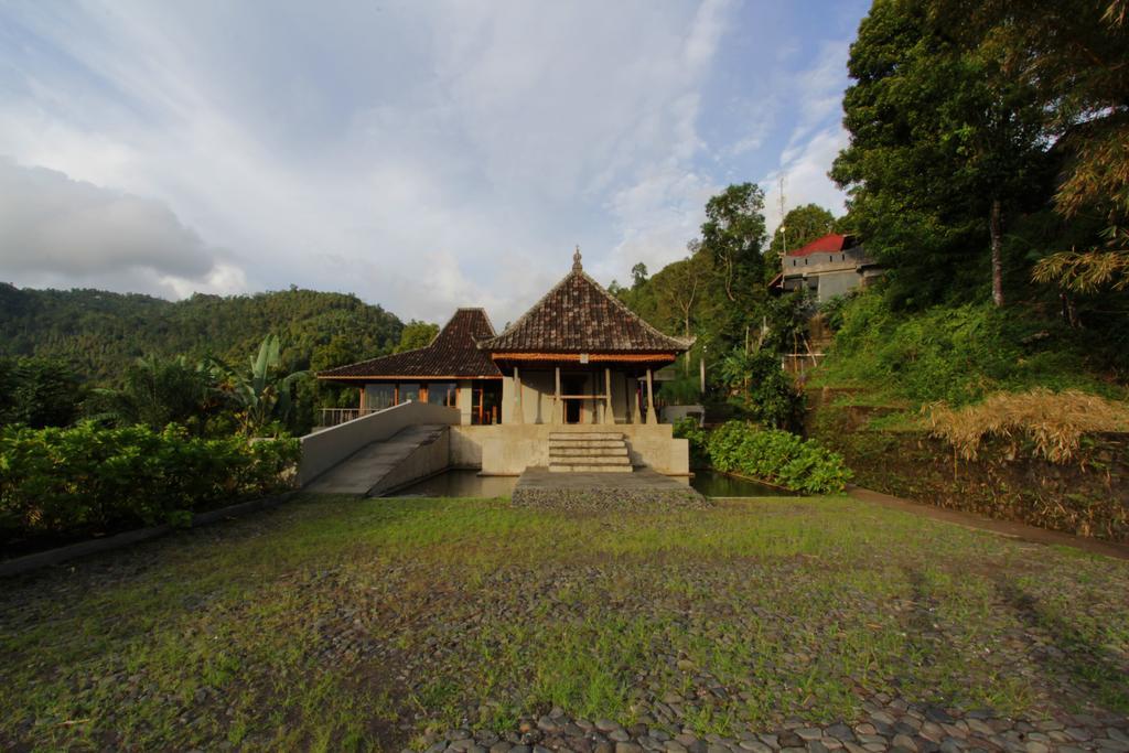 Melanting Cottages Munduk Esterno foto